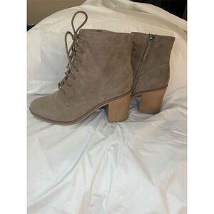 Time and Tru Women's Lace Up Ankle Booties Brown Size 10 Fall Fashion